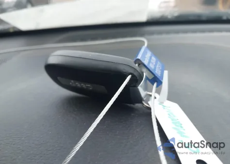 2018 Jeep Cherokee Latitude Plus 4X4 из США, поврежденный, VIN 1C4PJMLB2JD548379